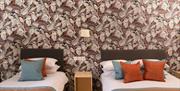 Wookey Hole - Luxury family room